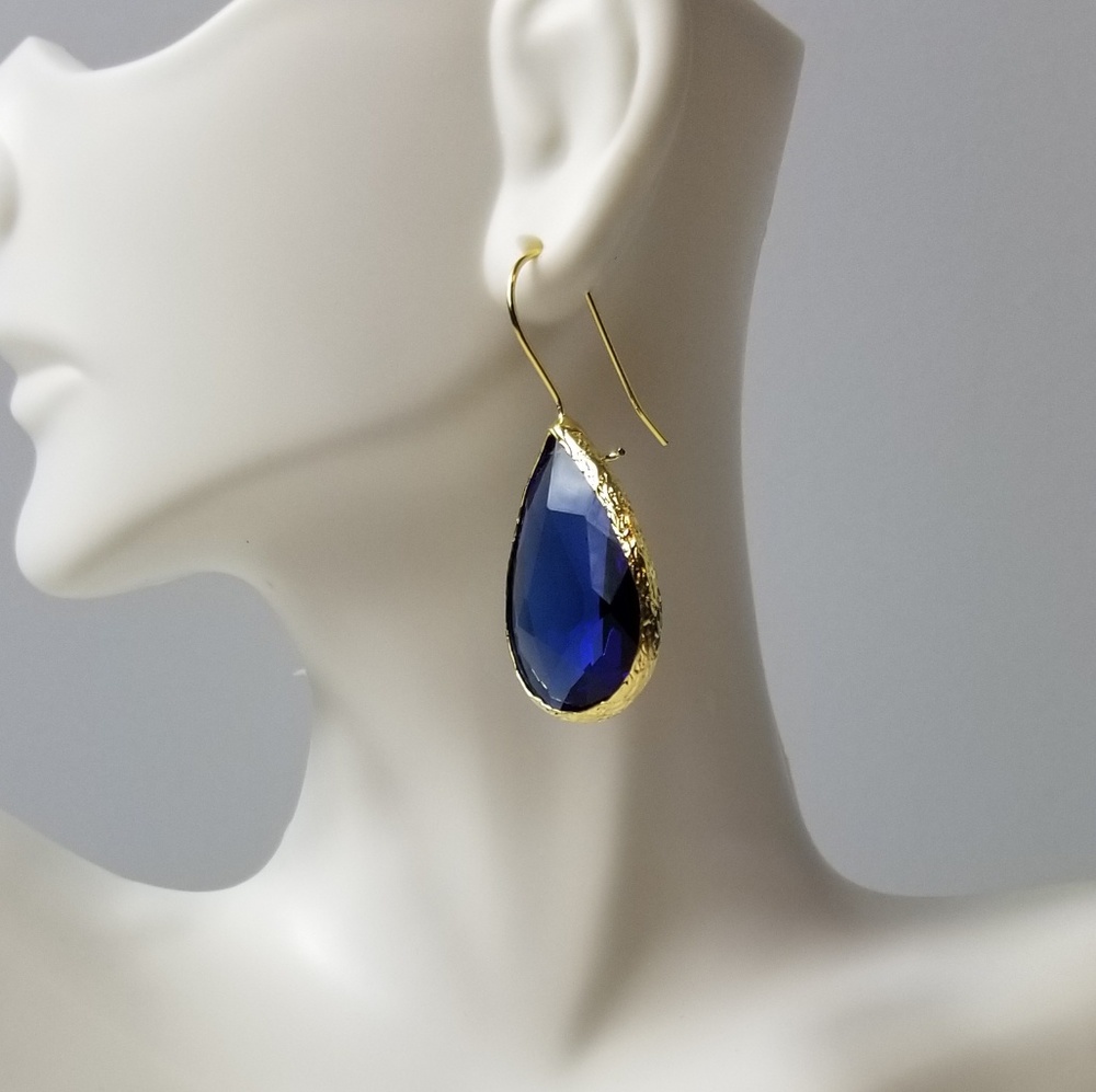 Crystal rhinestones birthstone gemstone earring - Picture 2 of 4
